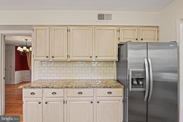 11919 LATIGO LN, Oakton, VA 22124