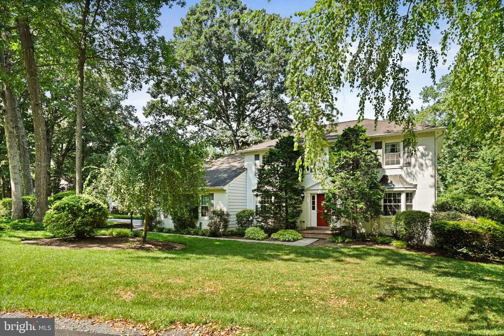 11919 LATIGO LN, Oakton, VA 22124