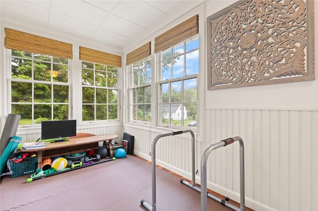 965 Greenville Avenue, Smithfield, RI 02828