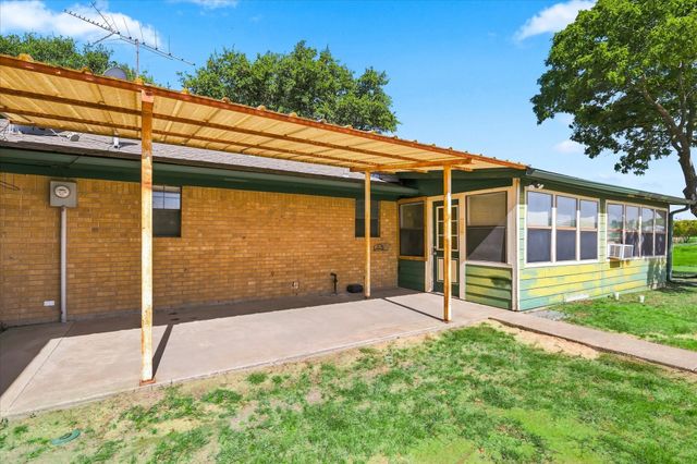 10138 Terrace Road, Sanger, TX 76266