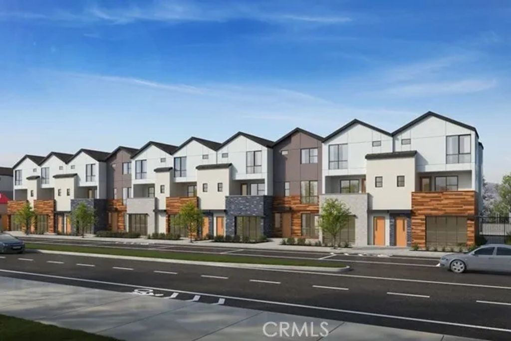 5876 Linden Ave Avenue 8, Long Beach, CA 90805