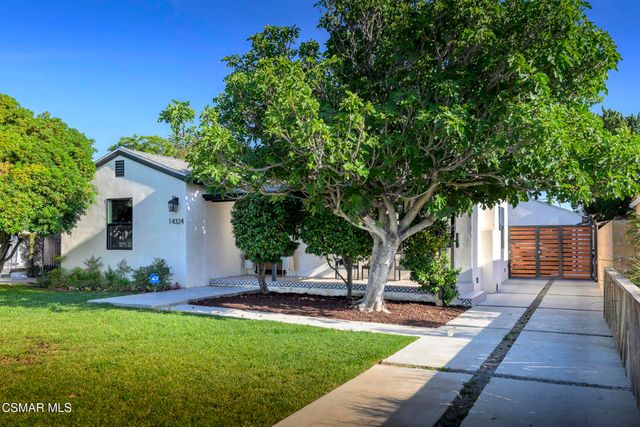 14322 Collins Street, Van Nuys, CA 91401
