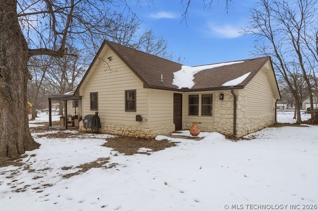 8558 E Melody Court, Claremore, OK 74019