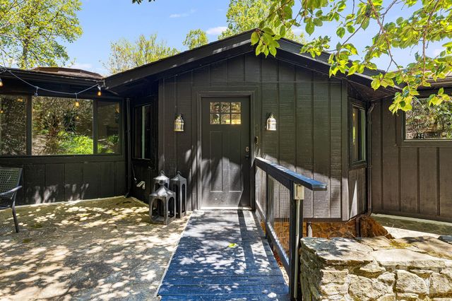 1 Patton Circle, Asheville, NC 28804