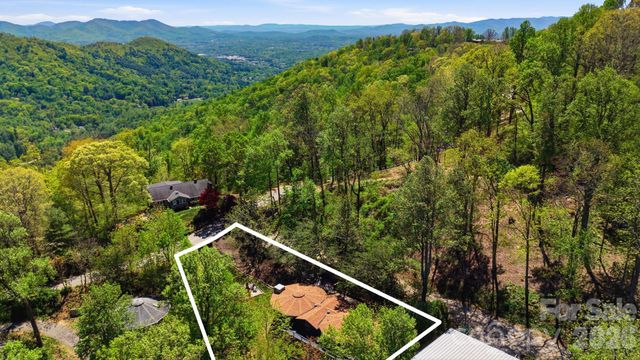 1 Patton Circle, Asheville, NC 28804