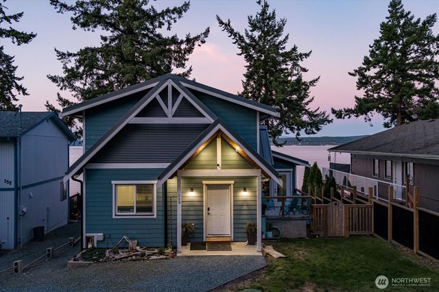 159 S Harrington Lagoon Road, Coupeville, WA 98239