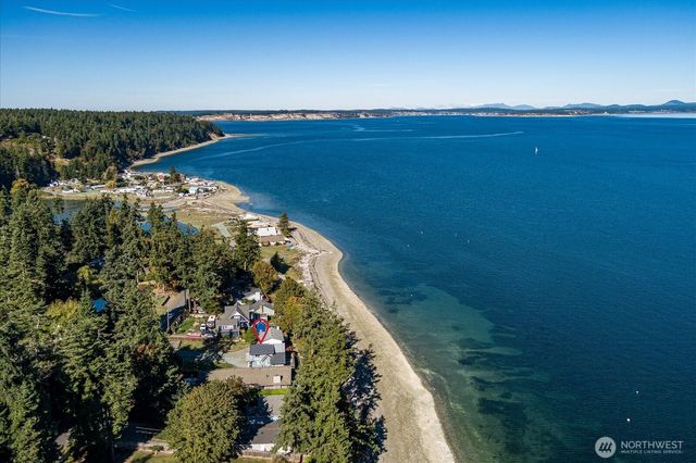 159 S Harrington Lagoon Road, Coupeville, WA 98239