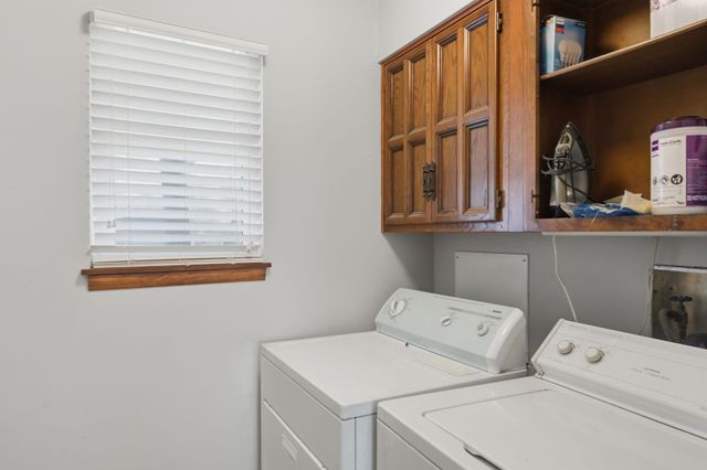 1673 N Timothy Ln, Wichita, KS 67212