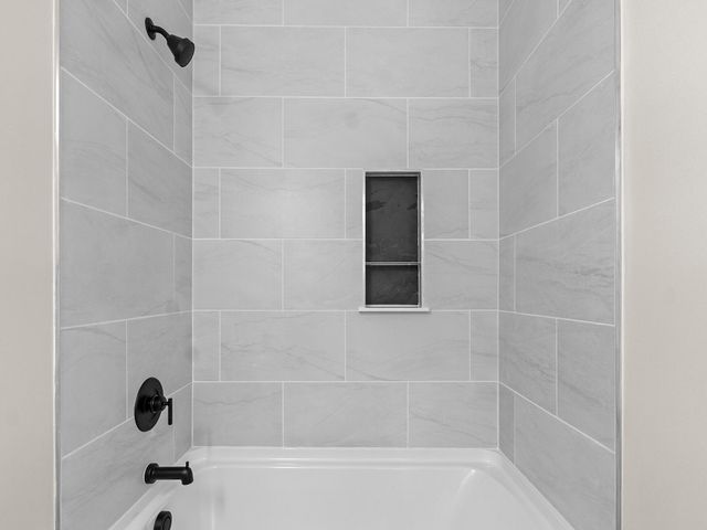 2411 E 16th Street, Panama City, FL 32405