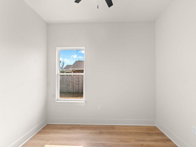 2411 E 16th Street, Panama City, FL 32405