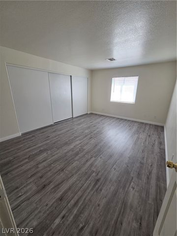 6553 McRae 201, Las Vegas, NV 89108