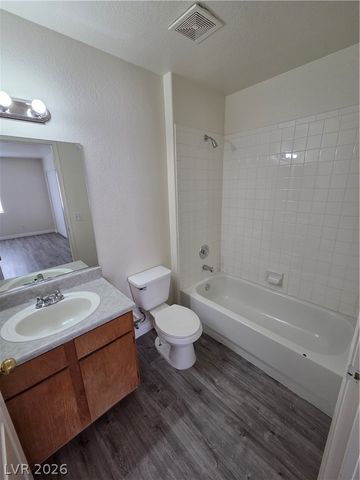6553 McRae 201, Las Vegas, NV 89108