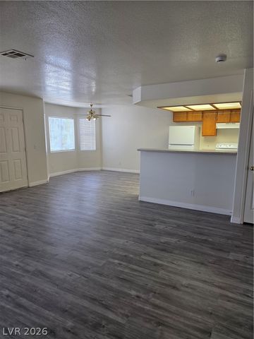 6553 McRae 201, Las Vegas, NV 89108