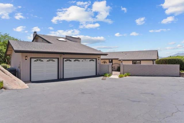 1450 Hidden Mesa Trail, El Cajon, CA 92019