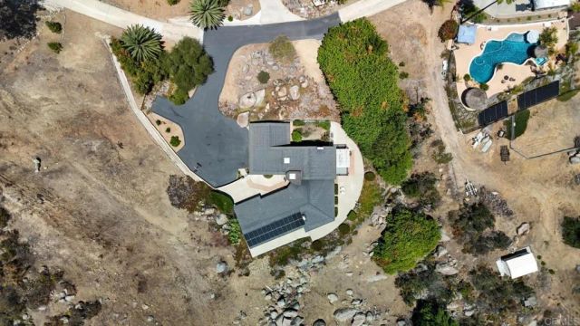 1450 Hidden Mesa Trail, El Cajon, CA 92019