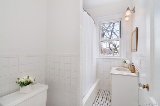 15 Meadow Avenue 6, Bronxville, NY 10708