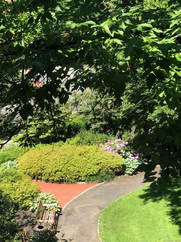 15 Meadow Avenue 6, Bronxville, NY 10708