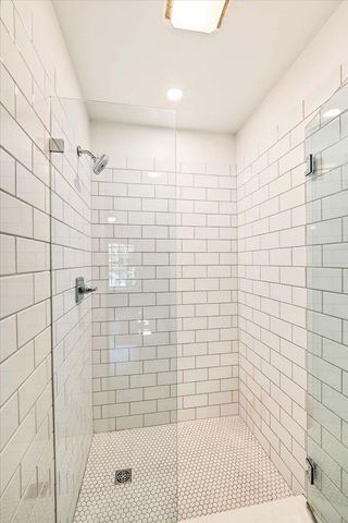 8 Rockland Court, Frankfort, KY 40601