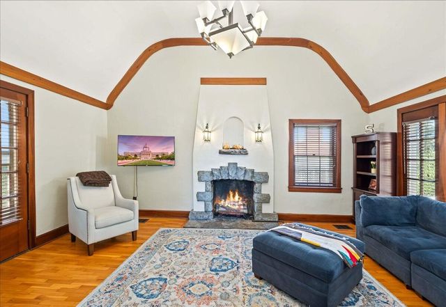 8 Rockland Court, Frankfort, KY 40601