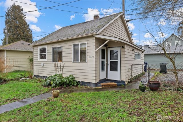 3116 3118 N 8th Street, Tacoma, WA 98406