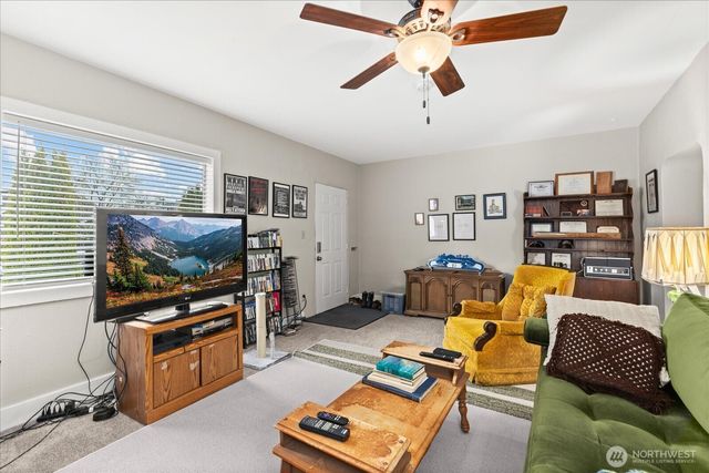 3116 3118 N 8th Street, Tacoma, WA 98406