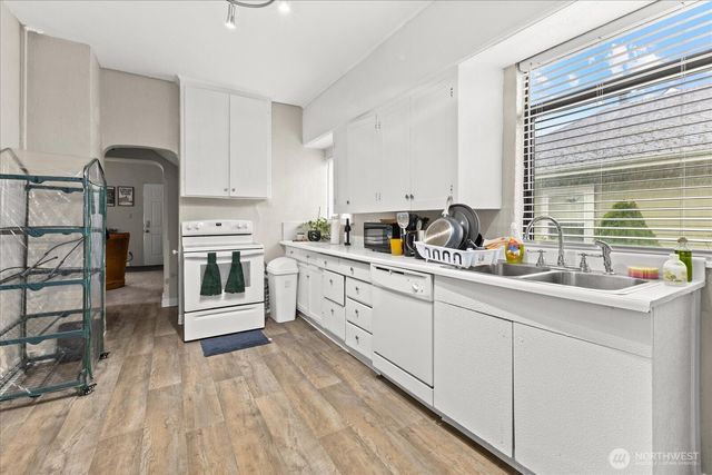 3116 3118 N 8th Street, Tacoma, WA 98406