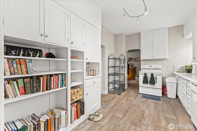 3116 3118 N 8th Street, Tacoma, WA 98406