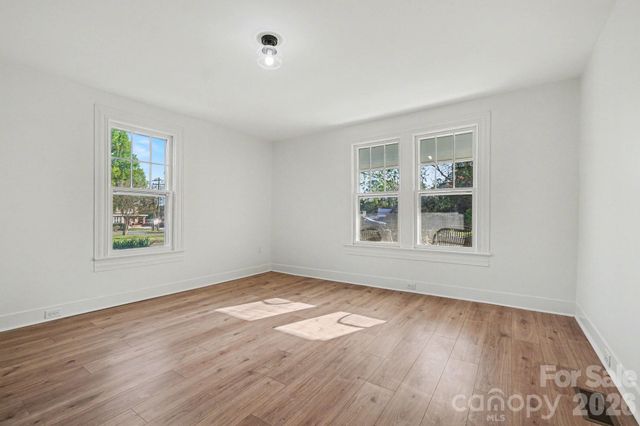 353 Kelly Street, Statesville, NC 28677