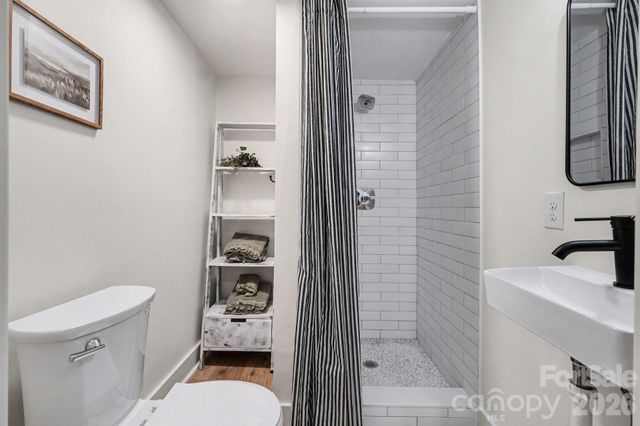 353 Kelly Street, Statesville, NC 28677