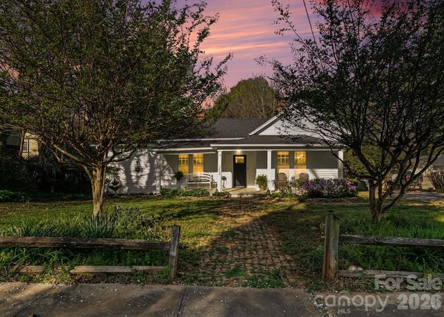 353 Kelly Street, Statesville, NC 28677