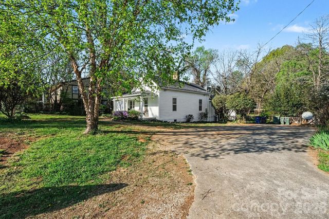 353 Kelly Street, Statesville, NC 28677