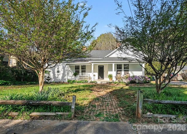 353 Kelly Street, Statesville, NC 28677