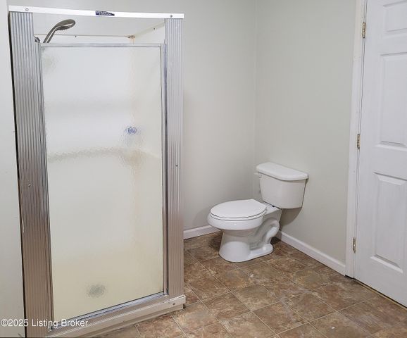 1707 N Stillwell Rd, Boston, KY 40107