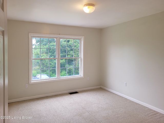 1707 N Stillwell Rd, Boston, KY 40107