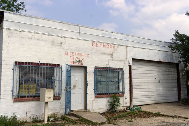1618 S PRESA ST, San Antonio, TX 78210