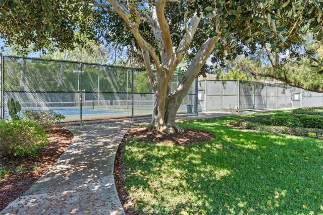 208 Springview, Irvine, CA 92620