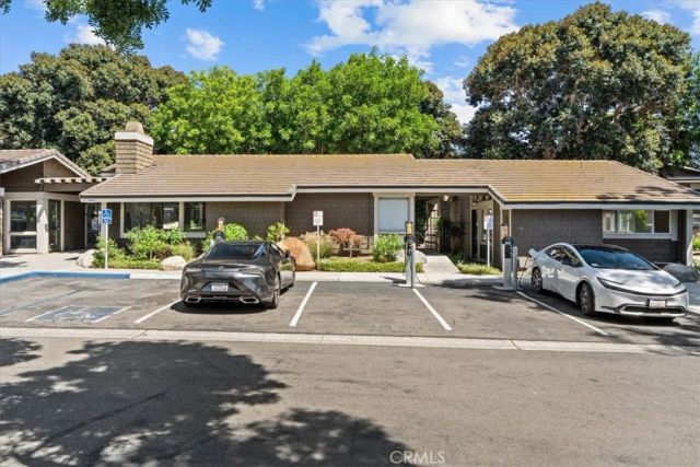 208 Springview, Irvine, CA 92620