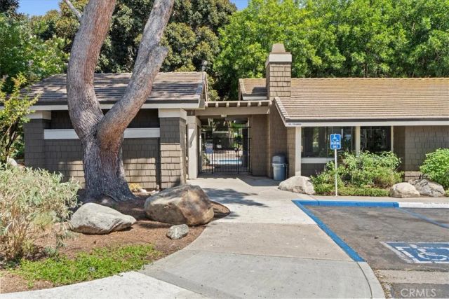 208 Springview, Irvine, CA 92620