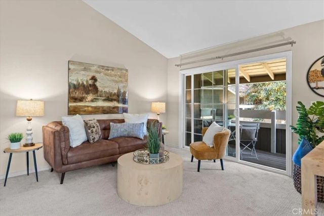208 Springview, Irvine, CA 92620