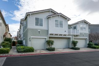 367 N Raphael Lane, Clovis, CA 93611