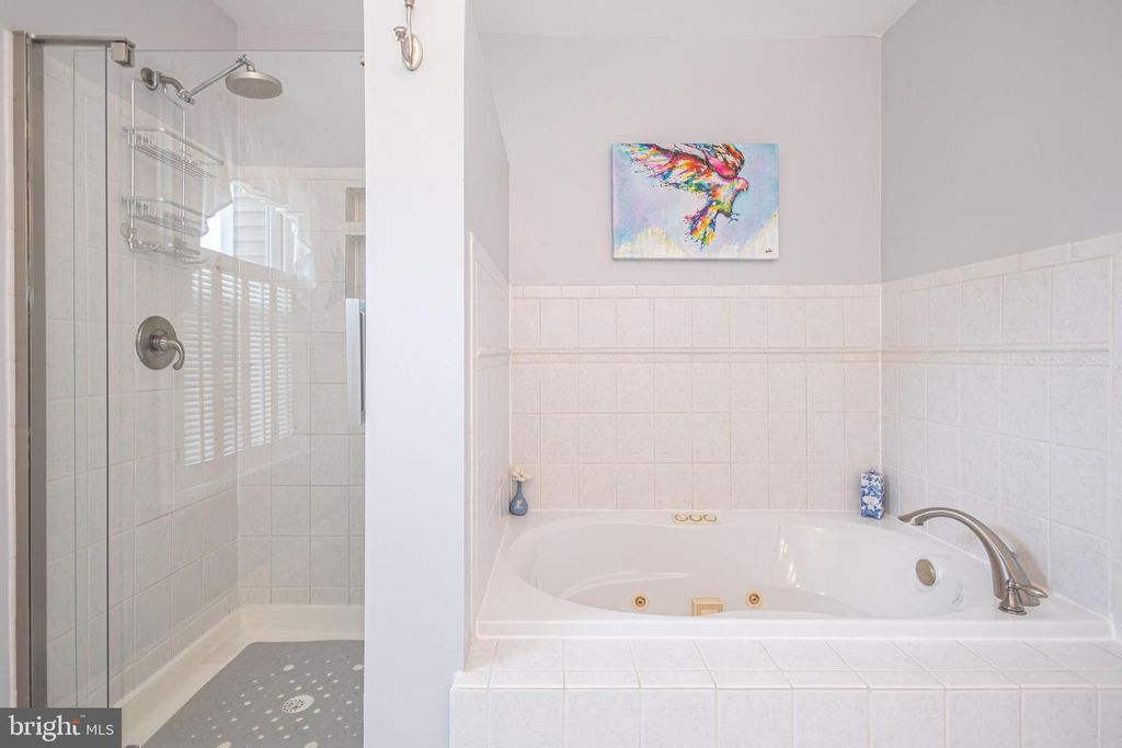 196 WILDFLOWER CIR, Yardley, PA 19067