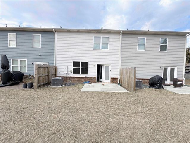 2715 Poppy Court, Buford, GA 30519