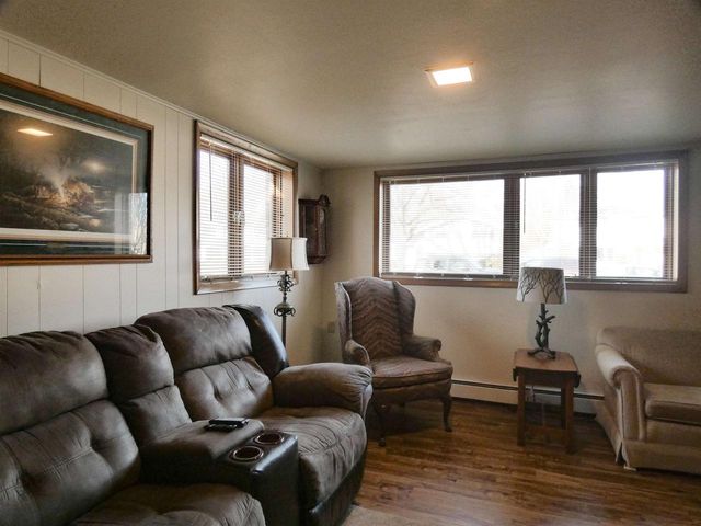 1635 BIRCHWOOD DRIVE, Green Bay, WI 54304