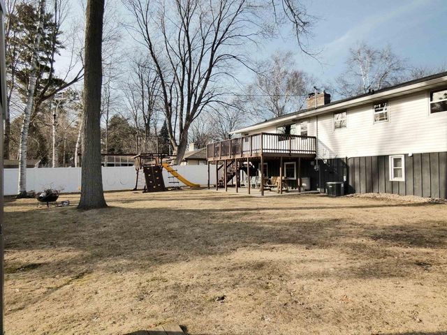 1635 BIRCHWOOD DRIVE, Green Bay, WI 54304