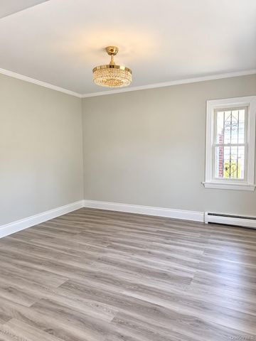 19511 Keno Avenue, Holliswood, NY 11423