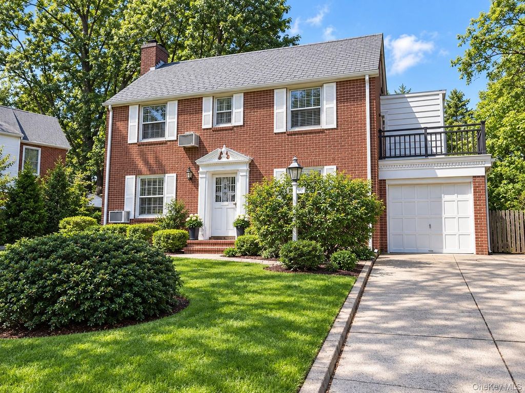 19511 Keno Avenue, Holliswood, NY 11423