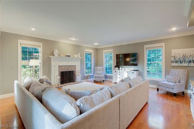 5854 Loma Linda Lane NE, Canton, OH 44721