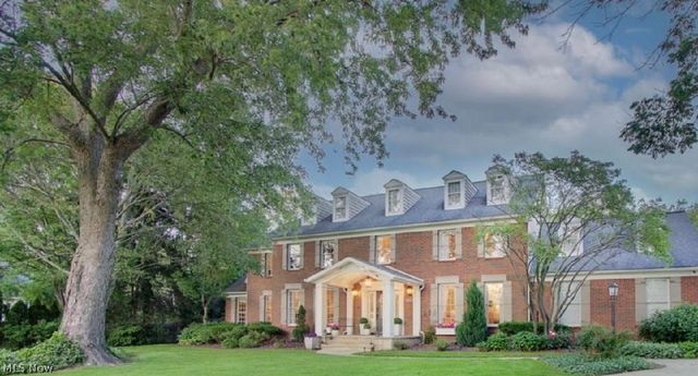 5854 Loma Linda Lane NE, Canton, OH 44721