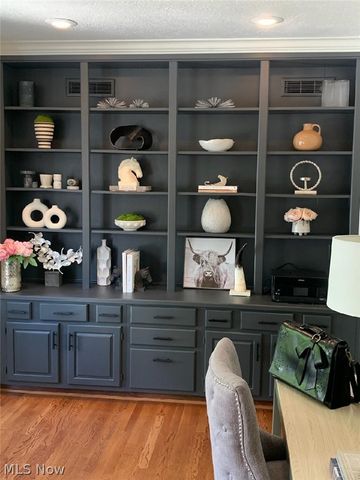 5854 Loma Linda Lane NE, Canton, OH 44721