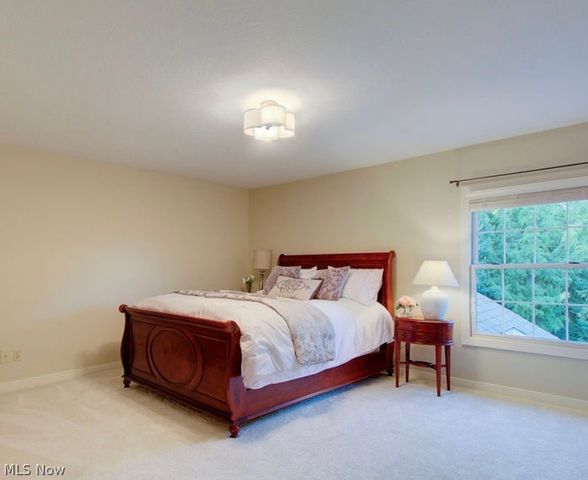 5854 Loma Linda Lane NE, Canton, OH 44721